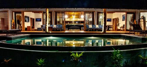Katiet Villa | Baha Baha Villa Sailo Hts Mentawai Hollow Trees