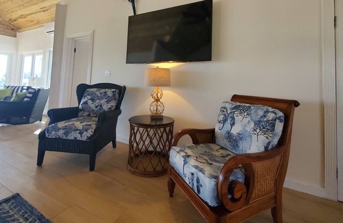 Morgan's Bluff House | Bahamas Oceanfront Home on Private Beach 3/3 Spooners Bay Fisherman’s Paradise