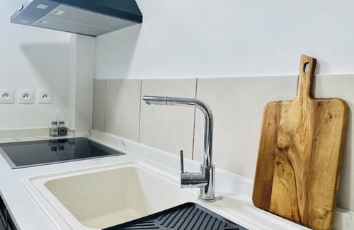Cayenne Apartment | Bahia Garden- Bright, central, patio