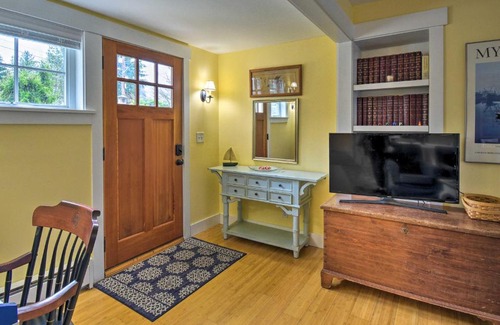 Bainbridge Island House | Bainbridge Island Abode Less Than 1 Mi to Winslow!