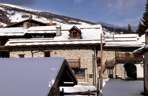 Pragelato Ski Chalet | Baita del Piemonte is a luxury ski chalet situated in Pattemouche.