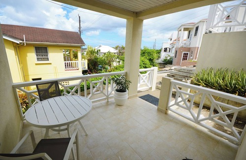 Douglas Apartment | Bajan Breeze 3-bedroom apartment 15 minutes walk to the beach