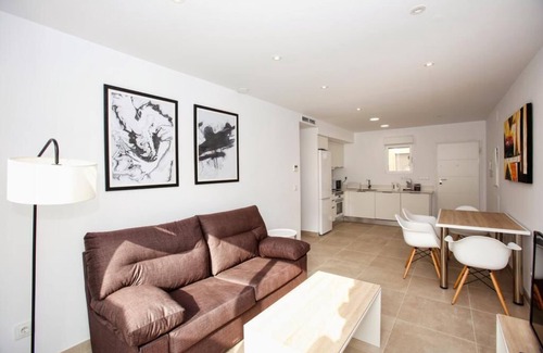Molinell Apartment | Bajo con jardín B1 - Three Bedroom Apartment, Sleeps 6