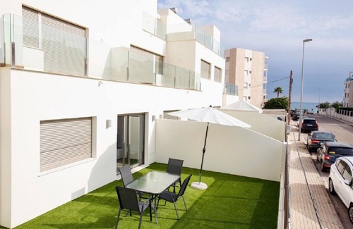 Molinell Apartment | Bajo con jardín B3 - Three Bedroom Apartment, Sleeps 6