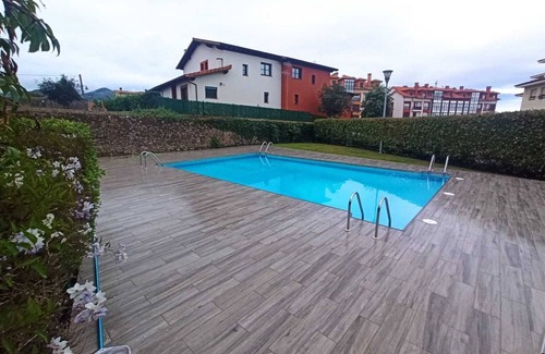 Colombres Apartment | Bajo CON Jardín EN Urbanización CON Piscina