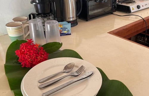 West End Hotel | Bak A Yaad