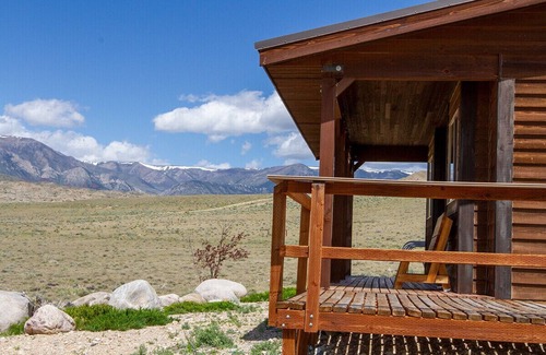 Clark Cabin | Baker Cabin Located In Scenic Clark, Wyoming.