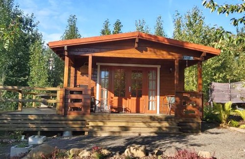 Hauganes Cabin | Bakkakot 1 - Cozy Cabins in the Woods
