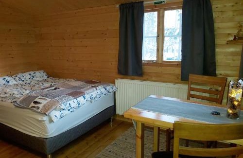 Hauganes Cabin | Bakkakot 2 - Cozy Cabins in the Woods