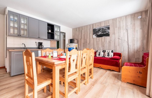 Termignon Apartment | Balcons G 045 - PARC NAT. VANOISE appart. 8 pers.