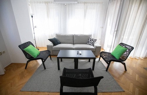 Ohrid Apartment | Balcony Parking City Center APT in Ohrid Near Lake