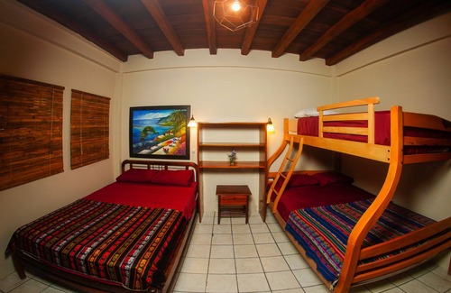 Montanita Bed & Breakfast | Balcony Suite-Pool & Jacuzzi- Beachfront at the Point