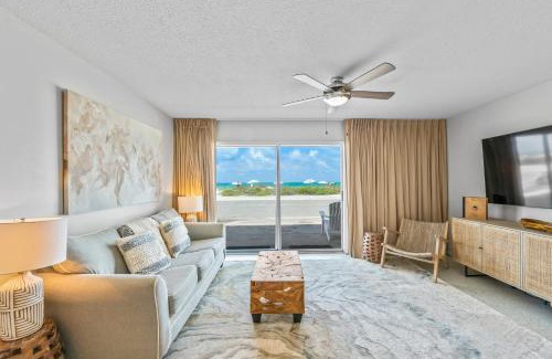 Holmes Beach Hotel | Bali Hai Beachfront Resort and Spa