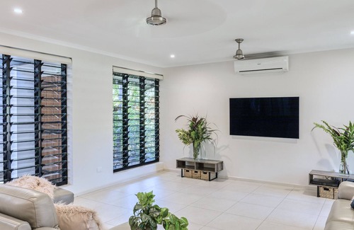 Nightcliff House | Bali inspired hideaway with Plunge Pool and Tropical Villa