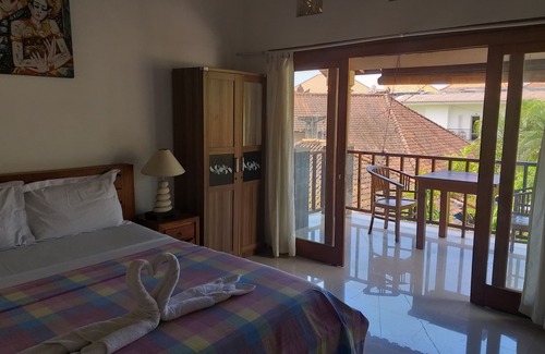 Purwakerti House | Bali Sari Homestay