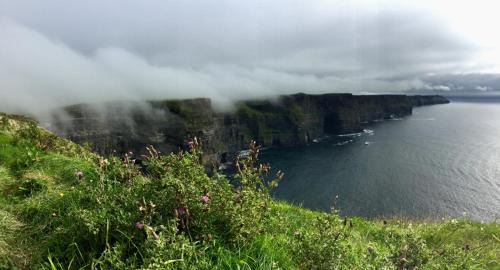 Liscannor Bed & Breakfast | BallyV House: Private King Room with en-suite bathroom, breakfast, near Cliffs of Moher