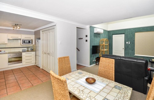 Middleton Beach Apartment | Balneaire/Monets Villas- 2 or 3 bedroom