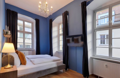 Wurzburg City Centre Apartment | Balthasar Neumann Apartment - by homekeepers