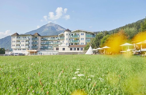 Achenkirch House | Bambini suite Mickey (summer) - Family paradise Sporthotel Achensee