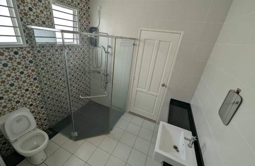Ipoh House | Bandar Seri botani Ipoh luxury paris/17 pax/mahjong