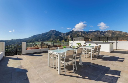 Carratraca Apartment | BANDERAS & SPA HIDROMASSAGE LUNA(CAMINITO DEL REY/MASSAGE ON REQUEST)