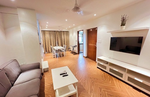 Bandra West Apartment | "Bandra's Premium Luxury: Your Premium 2 BHK Duplex Awaits" 2 kms to JIO