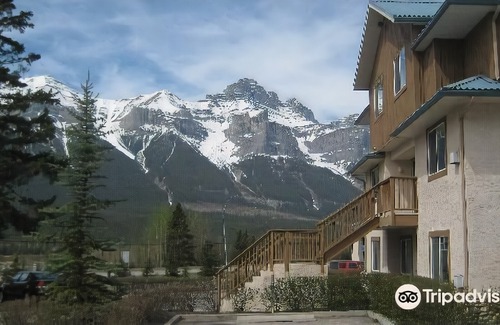 Harvie Heights Hotel | Banff Boundary Lodge