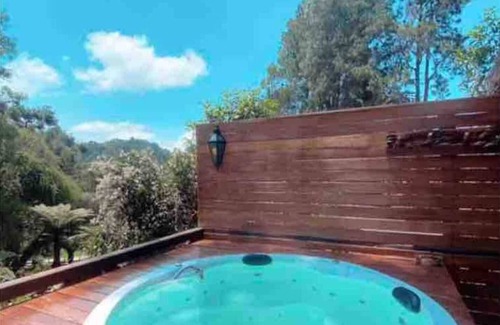 Centro House | Bangalô Confortavel e Aconchegante Para 2 Pessoas com Jacuzzi Aquecida!