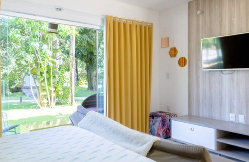 Pescaria House | Bangalô em Resort na Natureza com Vista Para a Praia!
