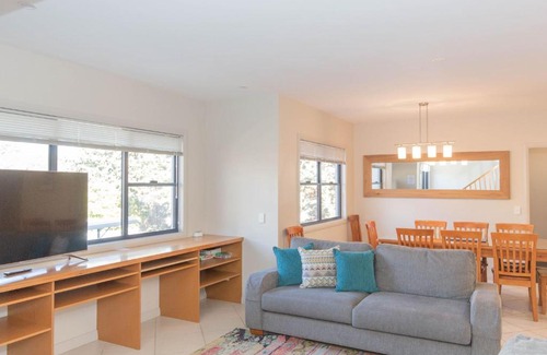 Jindabyne House | Banjos Way 2/23 Banjo Patterson Crescent
