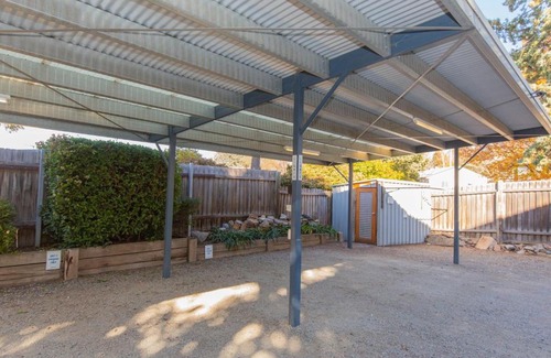 Jindabyne House | Banjos Way 2/23 Banjo Patterson Crescent