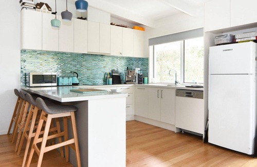 Shoreham House | Banksia on Blake - Quiet location, short walk to beach & fenced yard