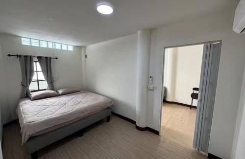 Anusawari House | Bann ABC at 112 Phahonyothin 55