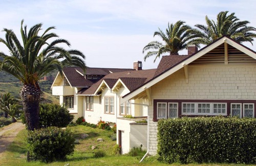 Two Harbors Bed & Breakfast | Banning House of Two Harbors