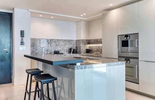 Bantry Bay Apartment | Bantry Bay Allure - Luxury Apt with the best views
