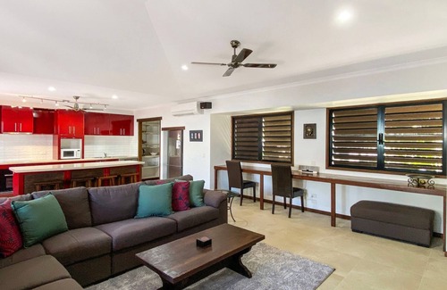 Horseshoe Bay House | Banyak Villa - Horseshoe Bay