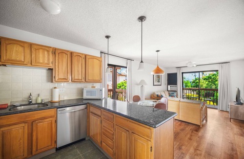Nawiliwili Condo | Banyan Harbor #C33, Walk to Beach, Wifi, AC, Pool, Parking, Laundry