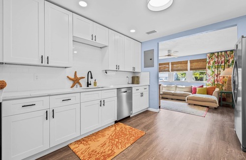 West Bradenton House | Banyan Key: Coastal Retreat Near IMG