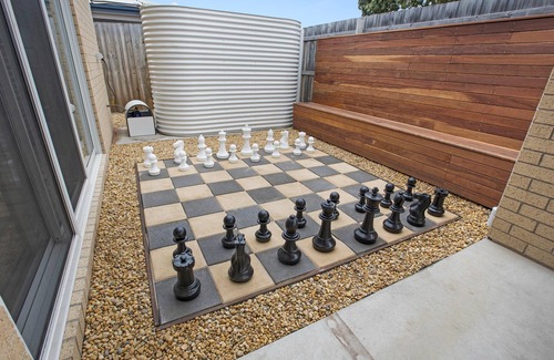 Paynesville House | Banyandah on the Lakes - Just a step away from the beautiful Gippsland Lakes
