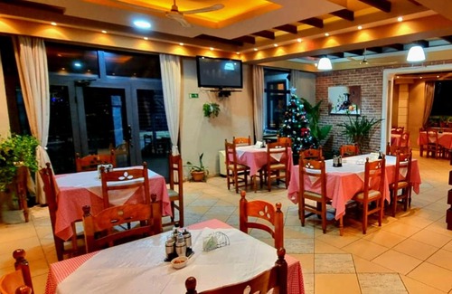 Korce Hotel | Bar Restorant Hotel Dhimitri