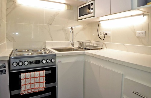 Sunset Crest Condo | Barbados Holetown SunsetCrest 1 Bed,1 Rec,AC,TV,Wi-FI,kitchen,Beach,Tennis,Pool