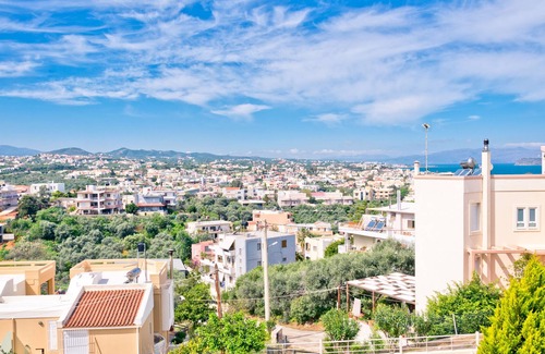 Makrys Tichos Apartment | Barbara's apartments with mountain and sea view (1)