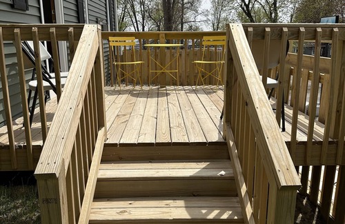 Warsaw House | Barbee Lake Big House! Sleeps 14+ Game Garage! Pier and Dock to Barbee!