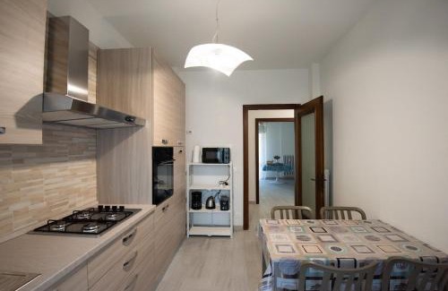 Crocetta-San Lazzaro-Modena Est Apartment | Barbieri Suite - Green, Relaxation and Comfort