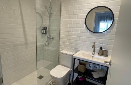 El Prat de Llobregat House | Barcelona PR Guesthouse