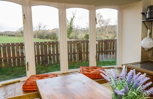 Darlington Cottage | BARFORTH HALL DAIRY, pet friendly, with hot tub in Gainford