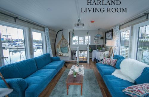 Titanic Quarter Boat Rental | Barge At Titanic