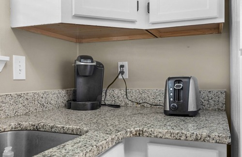 Fort Walton Beach Condo | Barley's BnB - 2 BR Condo + loft, with public beach access across the street!