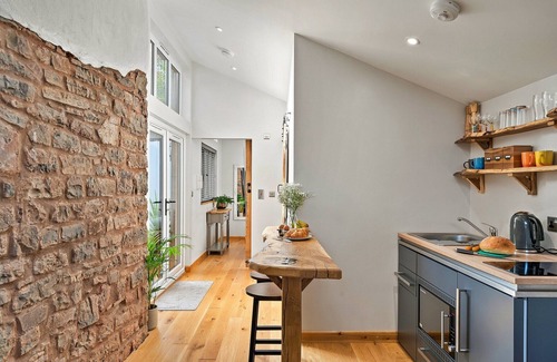 Burlescombe Cottage | Barn in Devon with Stargazing Bed