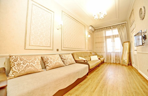Svitlogirske Apartment | Barokko Terrassa in the Center of Poltava, Alex Apartments